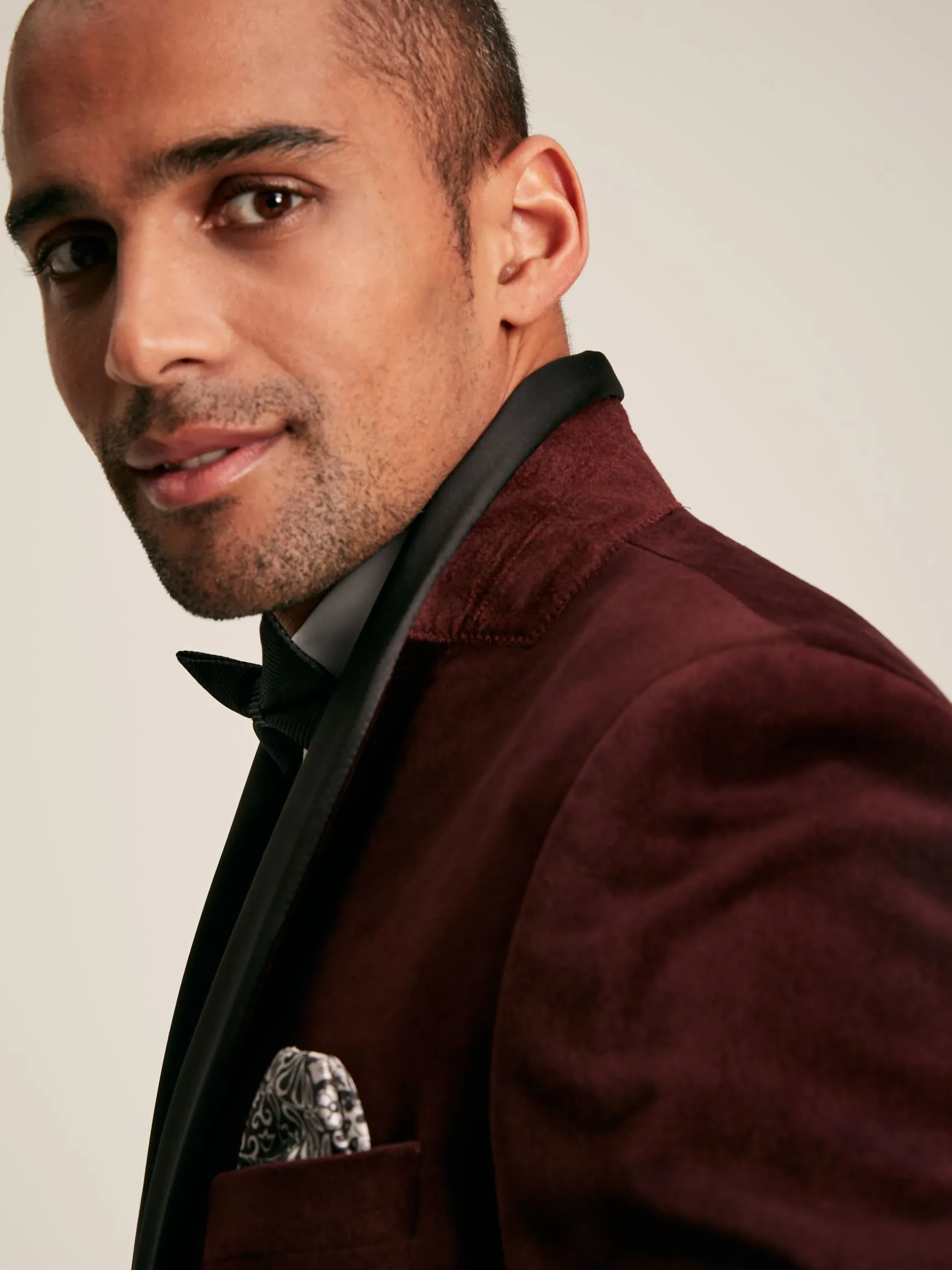 Burgundy Red Slim Fit Velvet Blazer