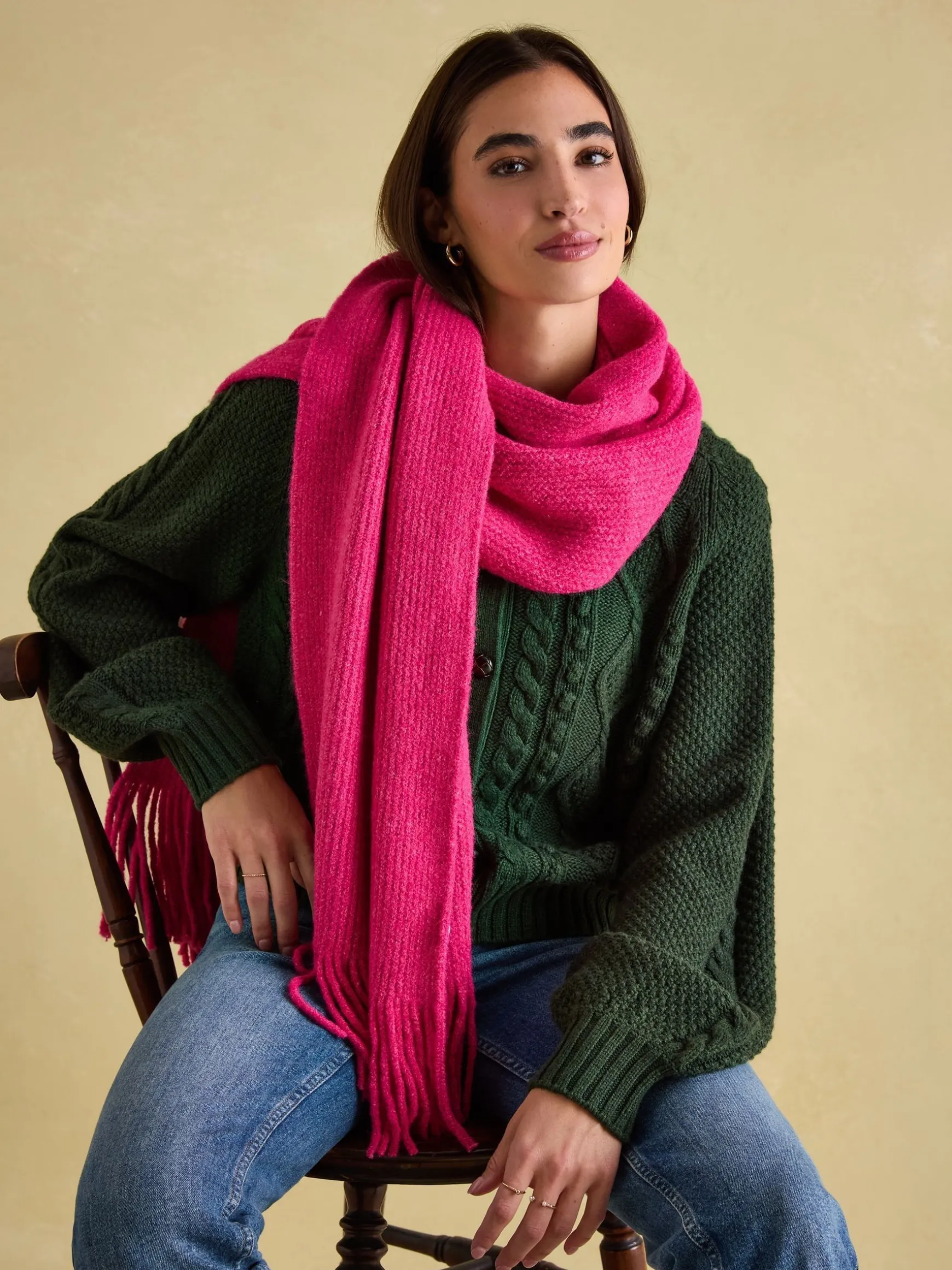 Caversham Bright Pink Knitted Scarf