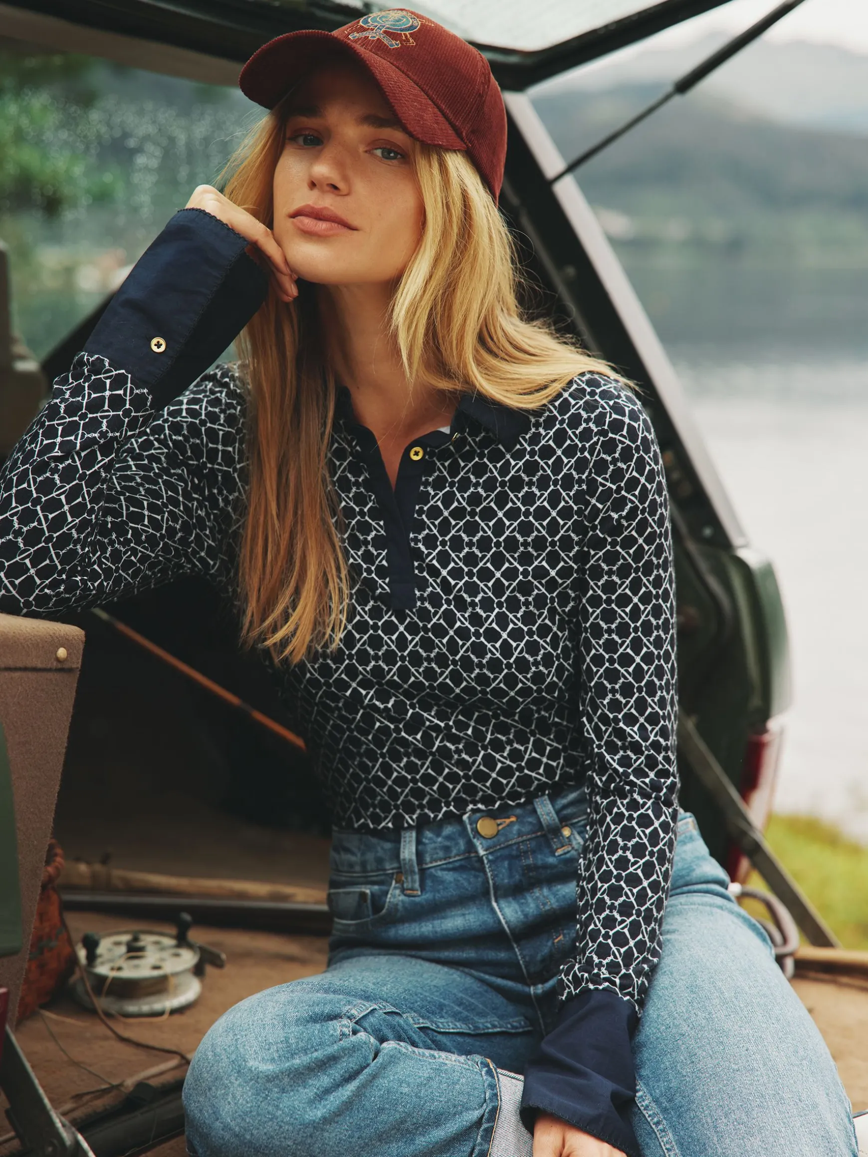 Cordelia Navy geo Long Sleeve Top