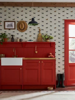 Cream/Multi Regal Horse Print 10M Wallpaper