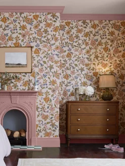 Cream/Multi Scot Floral 10M Wallpaper