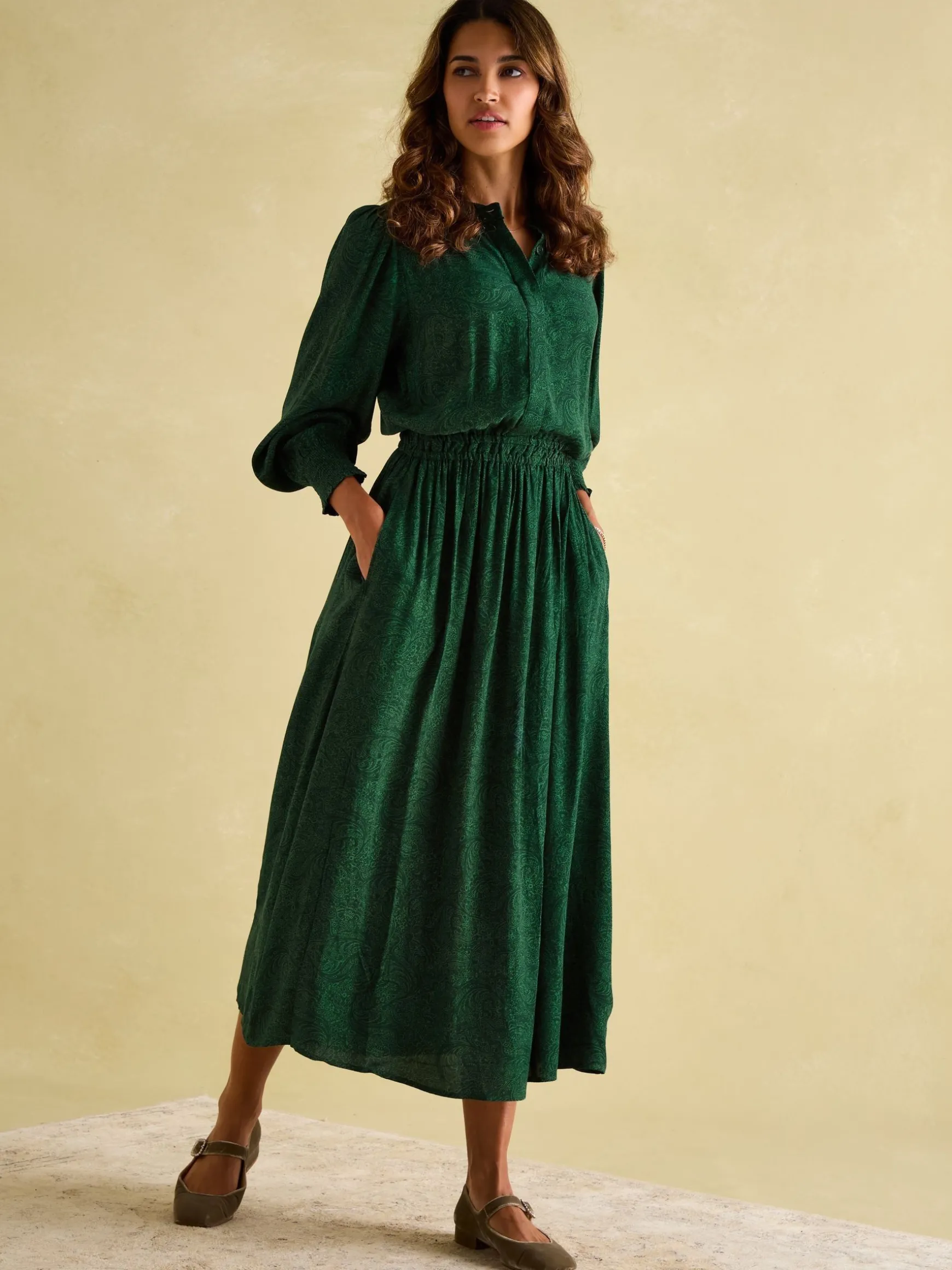 Elena Green Paisley Button Down Maxi Dress