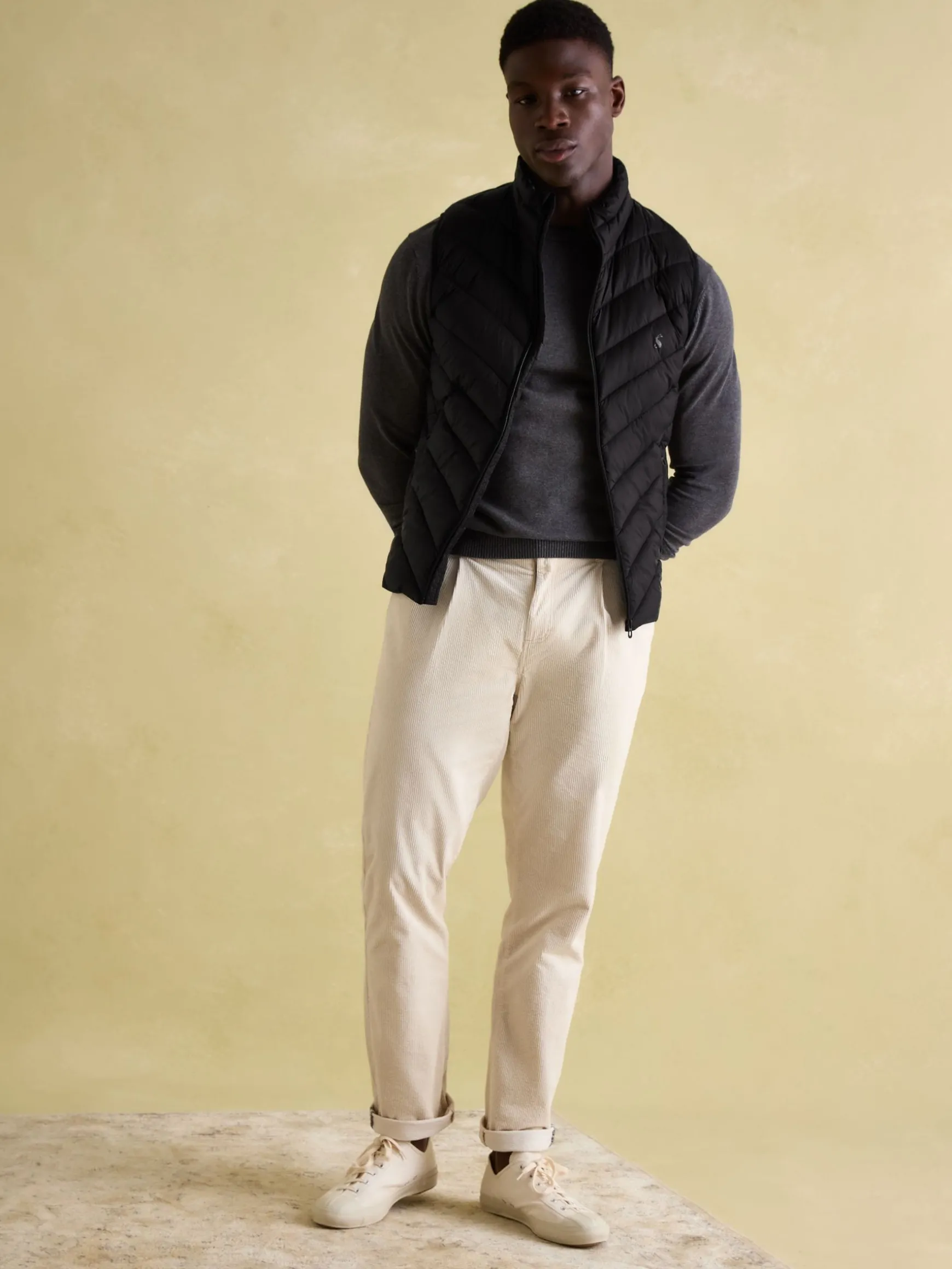 Garrett Black Showerproof Padded Gilet