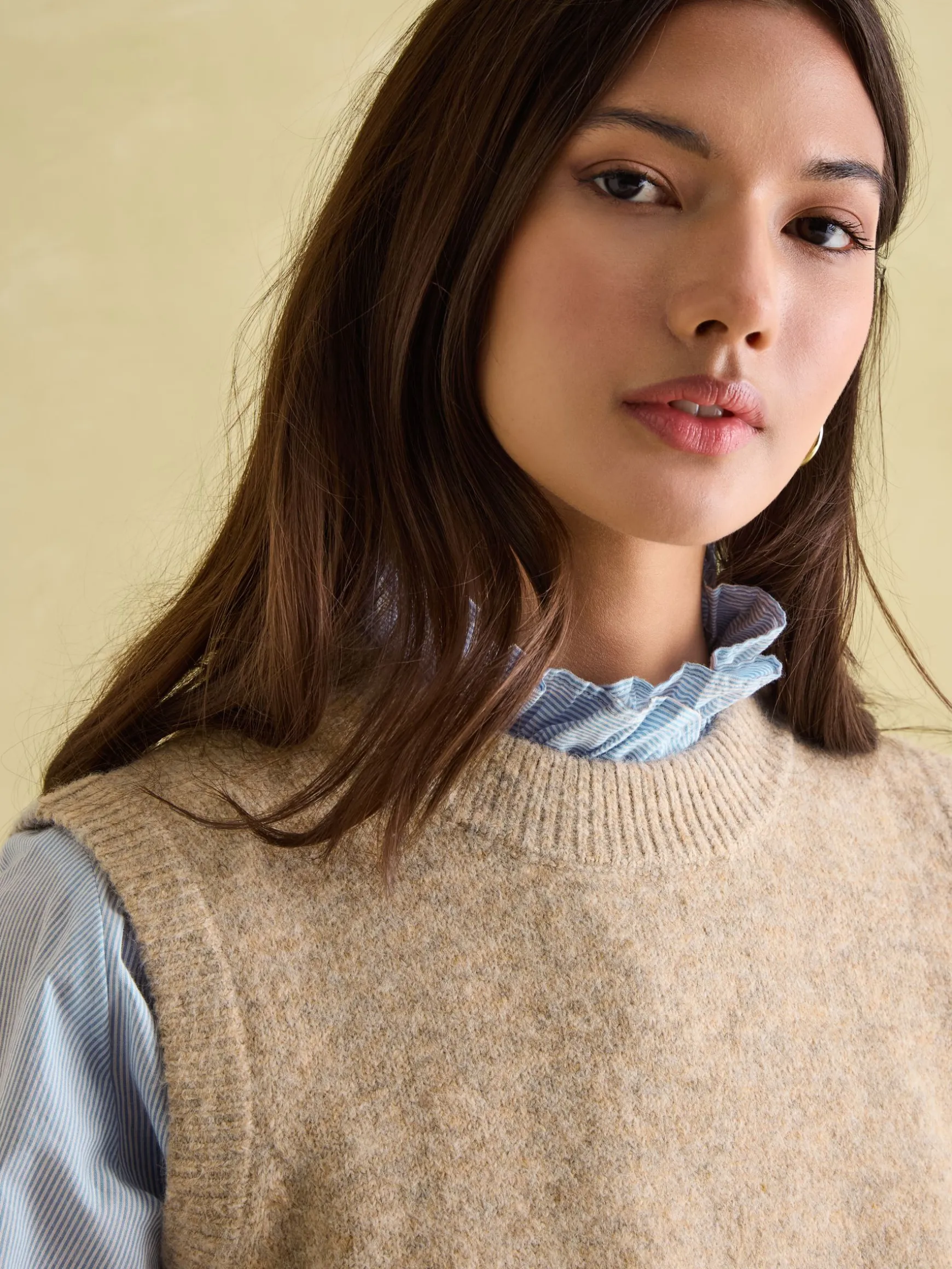 Holly Natural Regular Fit Knitted Vest