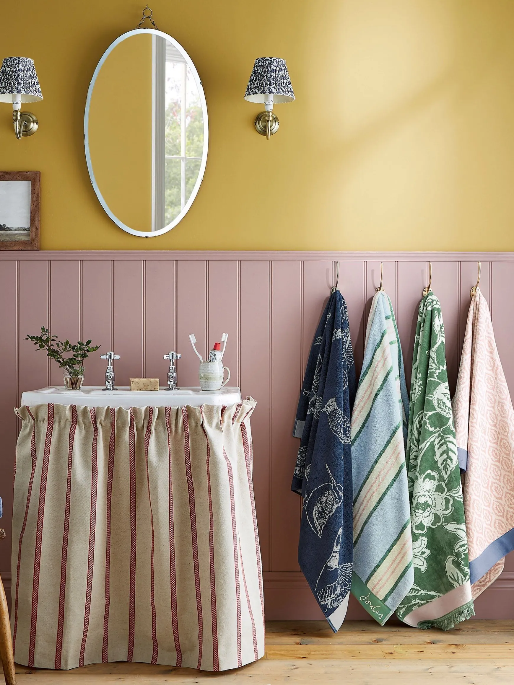 Juliette Green 100% Cotton Towel