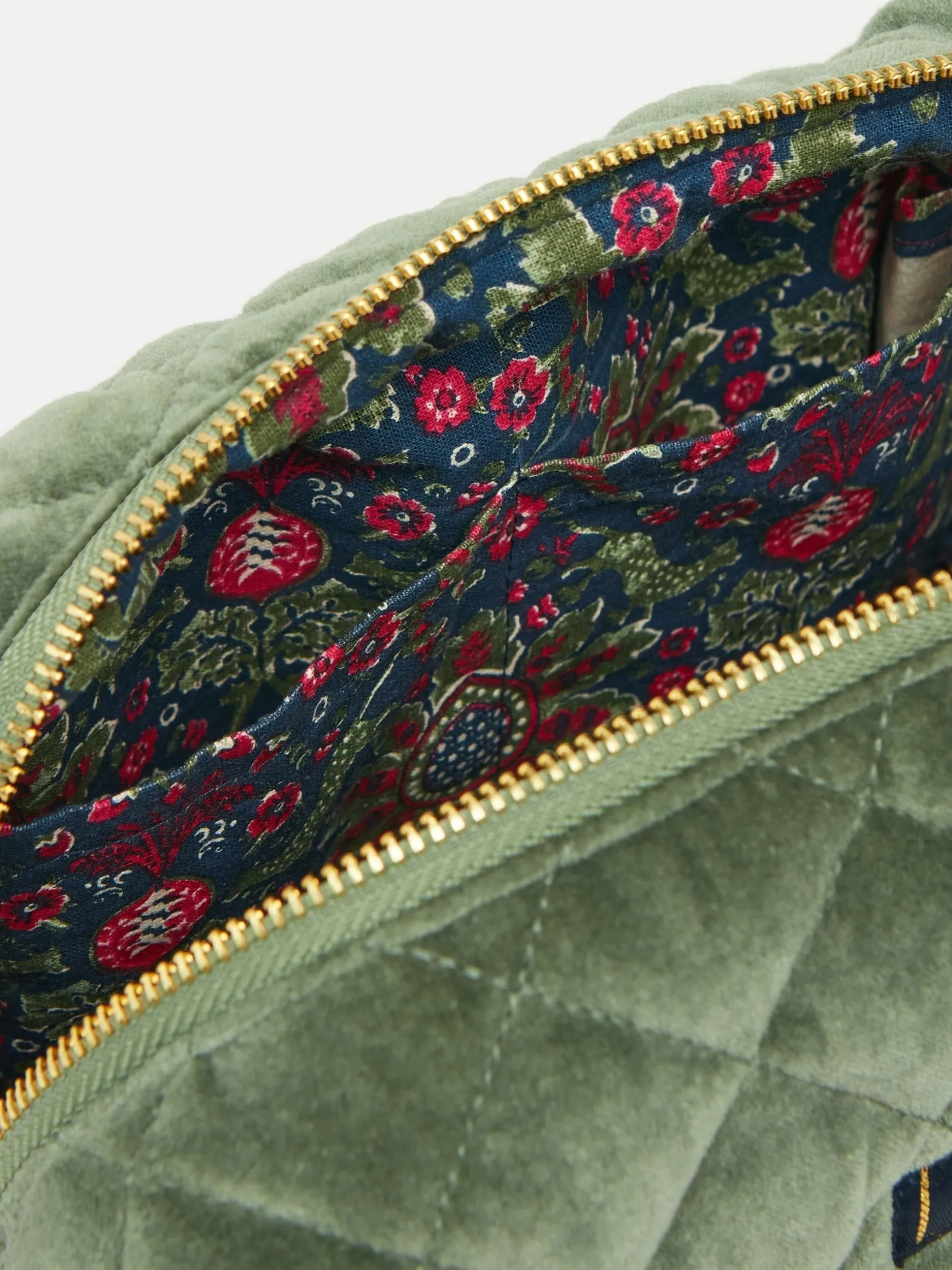 Lillia Green Wash Bag