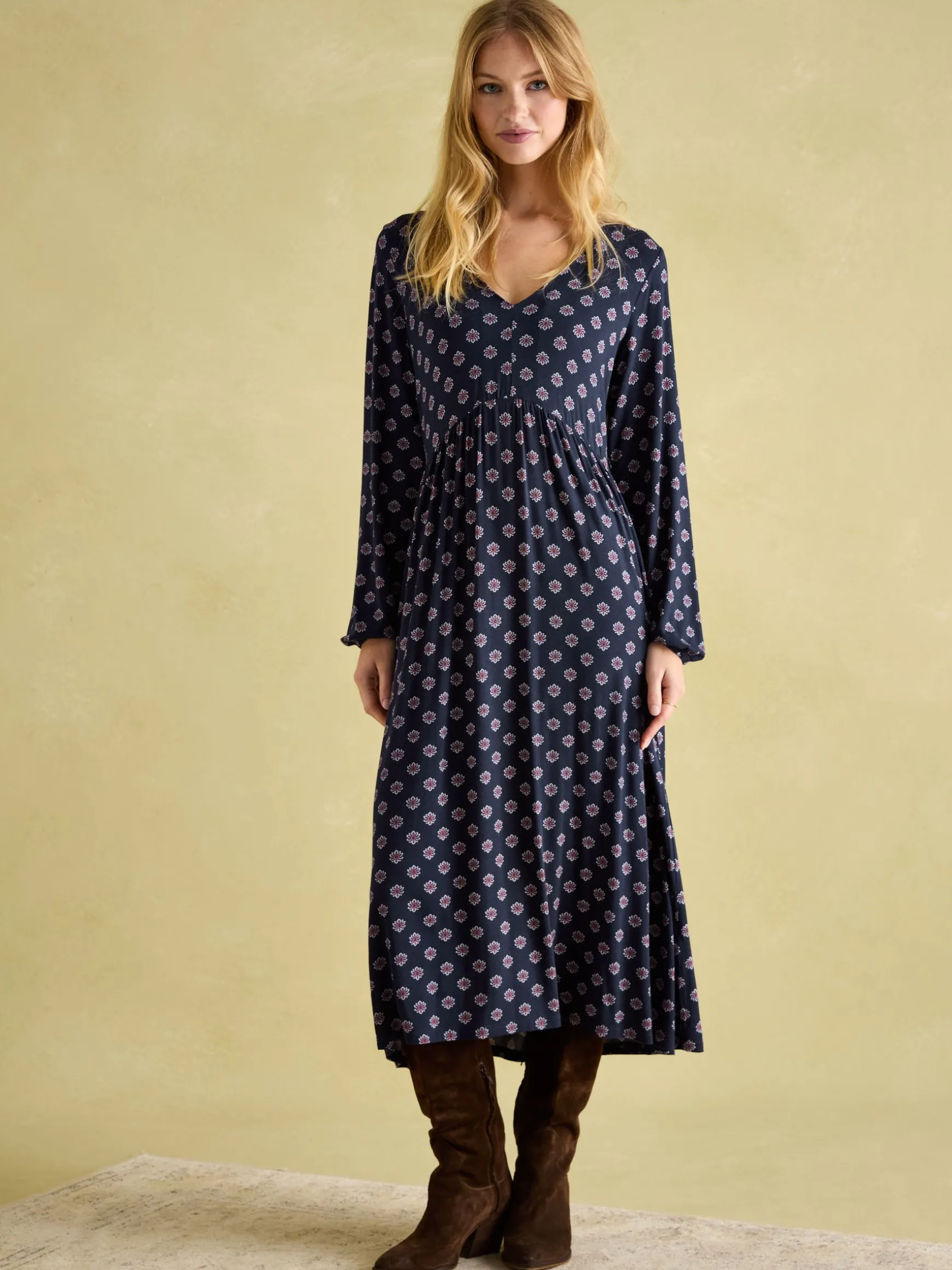 Nia Navy Long Sleeve Midaxi Dress