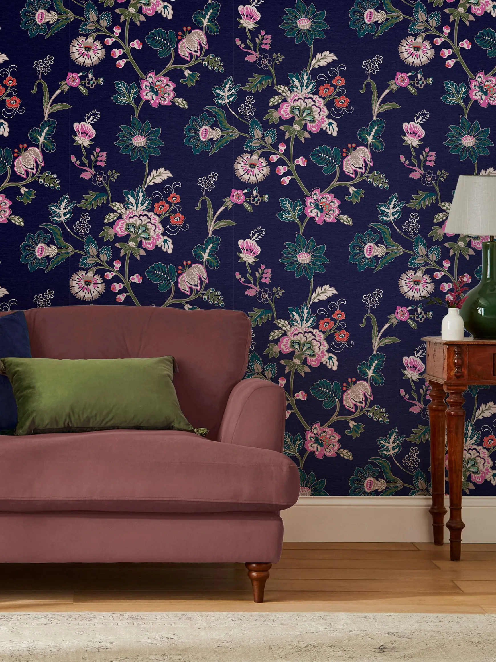 Royal Navy Vine Cottage Floral 10M Wallpaper