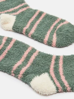 Women's Fluffy Green Socks (size 4-8)